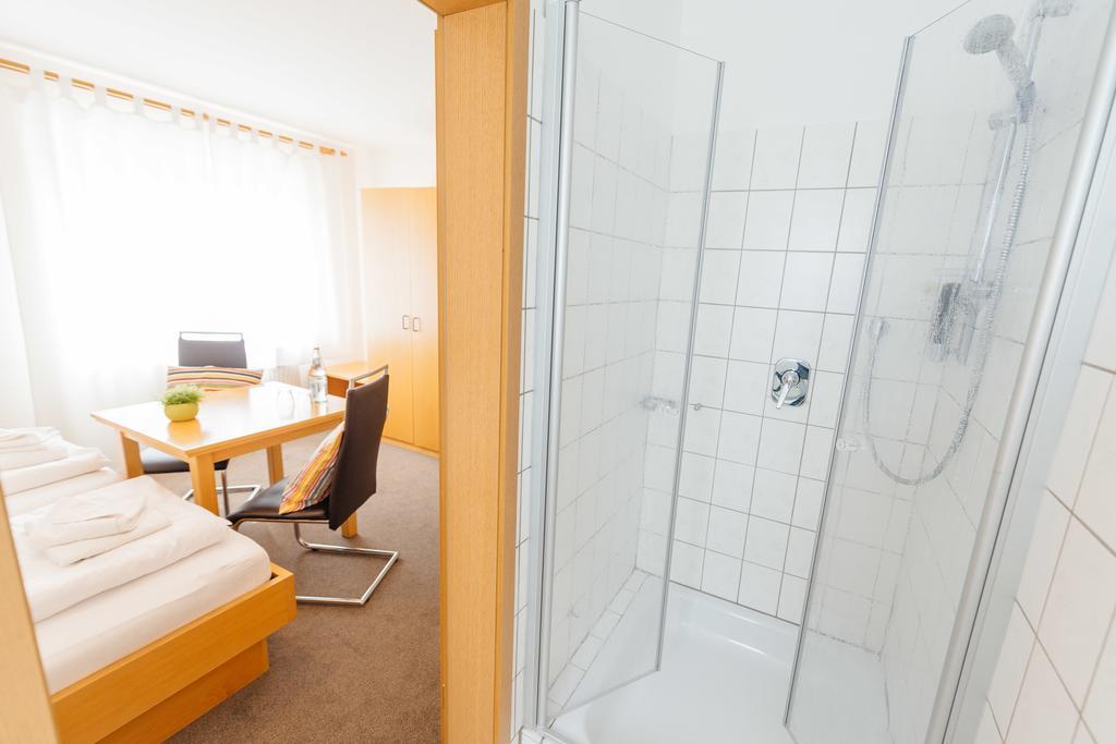 Hotel Rhoenhof Хюнфельд Экстерьер фото