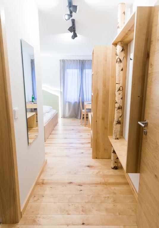 Hotel Rhoenhof Хюнфельд Номер фото