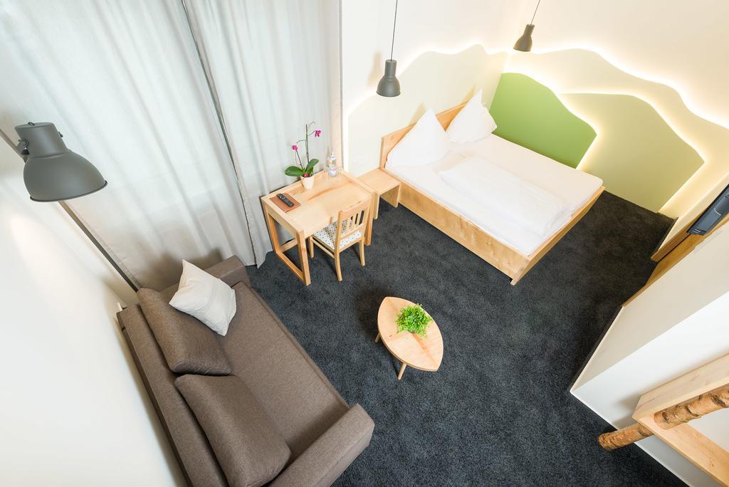 Hotel Rhoenhof Хюнфельд Экстерьер фото